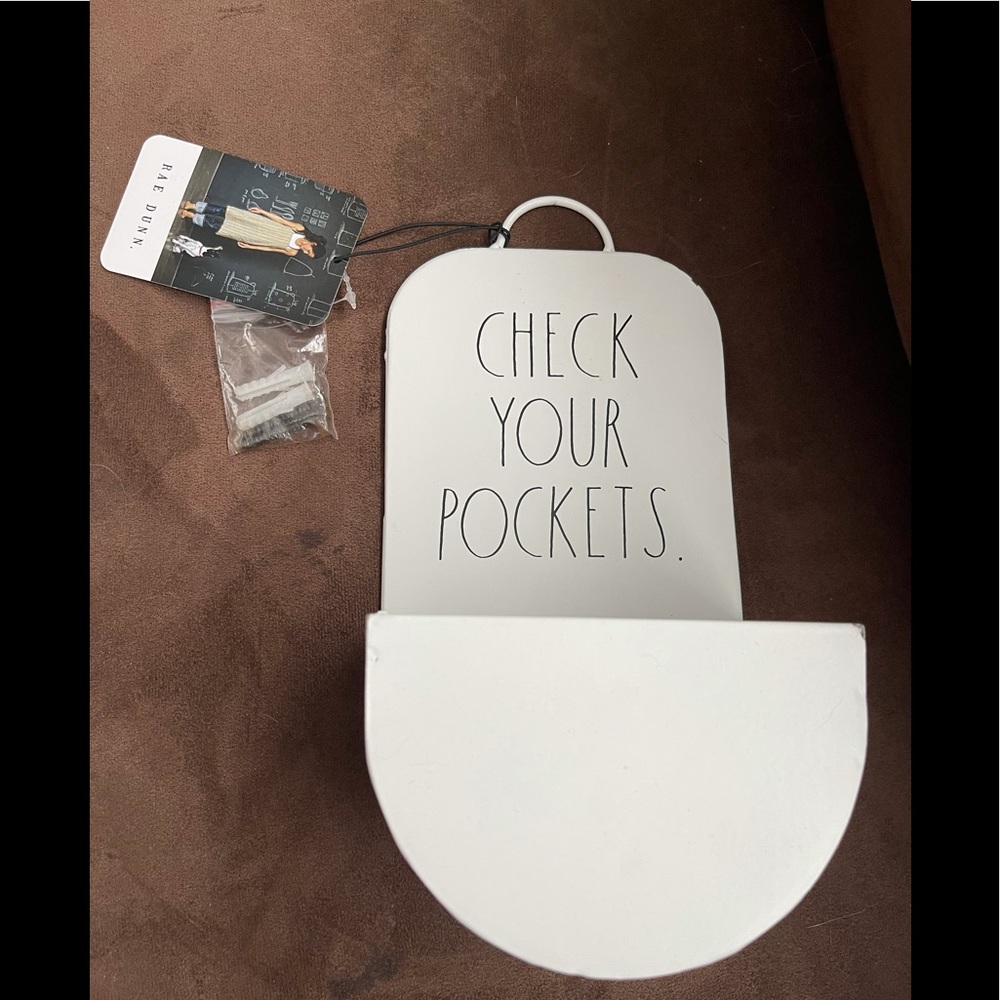 Rae Dunn metal wall holder (for keys or laundry room)